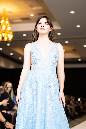 Charlotte Seen Fashion show November 2020-3114