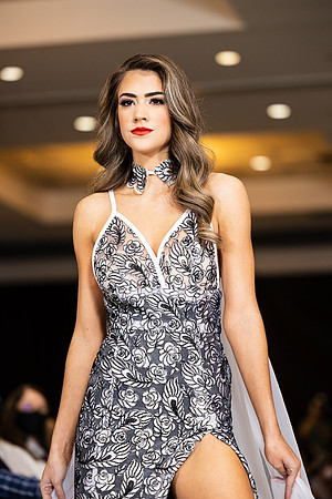 Charlotte Seen Fashion show November 2020-2909