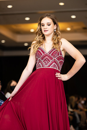 Charlotte Seen Fashion show November 2020-3197