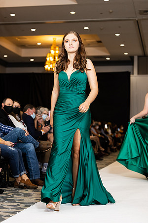 Charlotte Seen Fashion show November 2020-3255