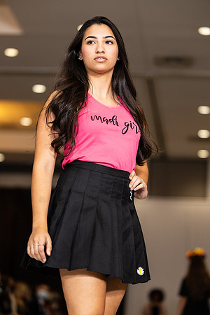 Charlotte Seen Fashion show November 2020-3381