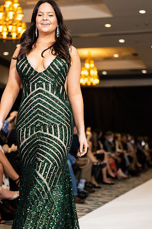 Charlotte Seen Fashion show November 2020-3268