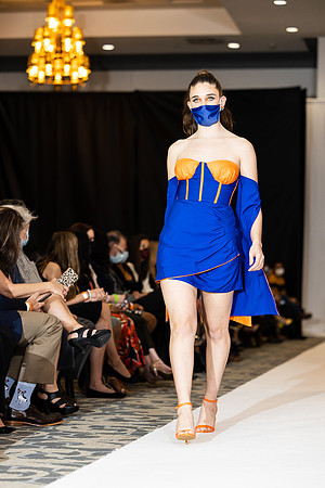 Charlotte Seen Fashion show November 2020-3054