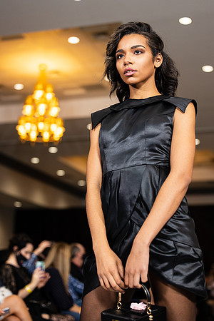 Charlotte Seen Fashion show November 2020-2850