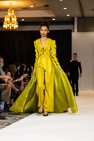 Charlotte Seen Fashion show November 2020-2767