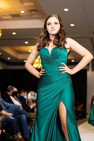Charlotte Seen Fashion show November 2020-3258