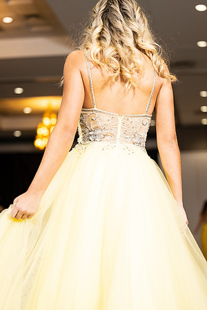 Charlotte Seen Fashion show November 2020-3236