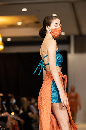 Charlotte Seen Fashion show November 2020-3042