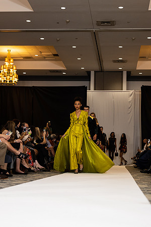 Charlotte Seen Fashion show November 2020-2983