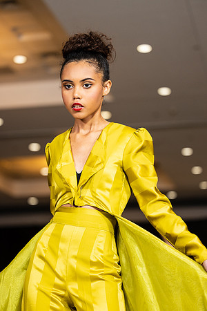 Charlotte Seen Fashion show November 2020-2775