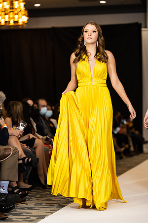 Charlotte Seen Fashion show November 2020-3217