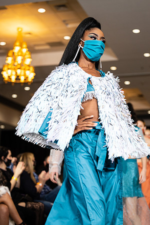 Charlotte Seen Fashion show November 2020-3081