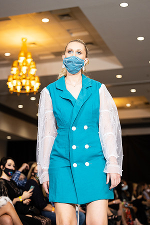 Charlotte Seen Fashion show November 2020-3028