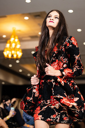 Charlotte Seen Fashion show November 2020-2861