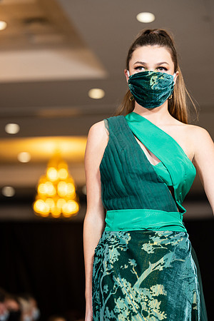 Charlotte Seen Fashion show November 2020-3079