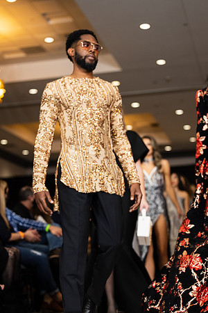 Charlotte Seen Fashion show November 2020-3001