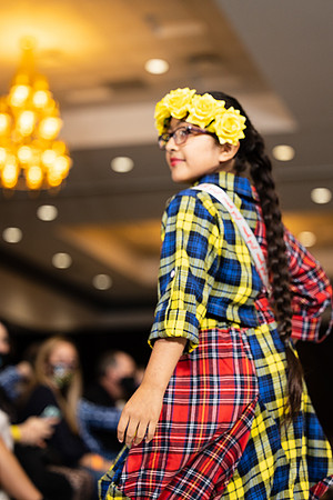 Charlotte Seen Fashion show November 2020-3350