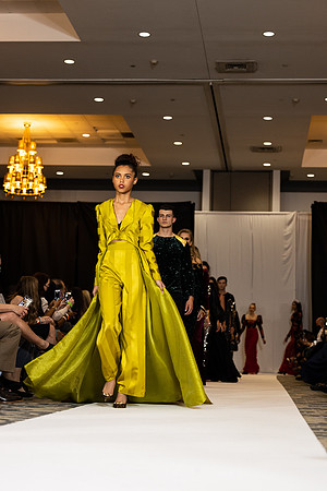 Charlotte Seen Fashion show November 2020-2985