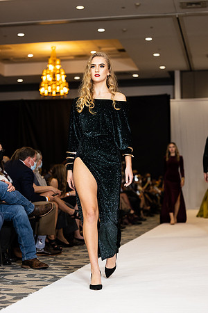 Charlotte Seen Fashion show November 2020-2785