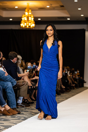 Charlotte Seen Fashion show November 2020-3127