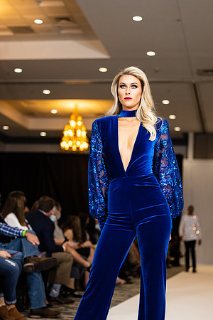 Charlotte Seen Fashion show November 2020-2960