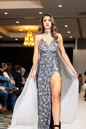 Charlotte Seen Fashion show November 2020-2904
