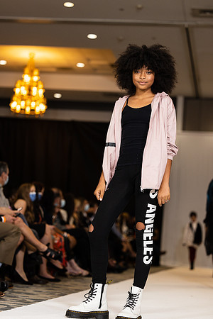 Charlotte Seen Fashion show November 2020-3388