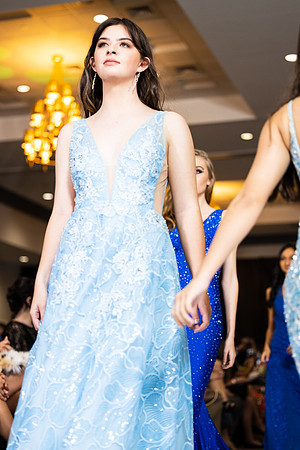 Charlotte Seen Fashion show November 2020-3284