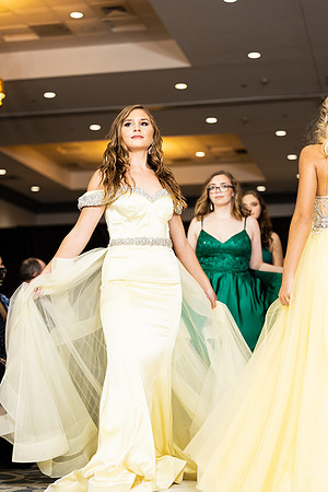 Charlotte Seen Fashion show November 2020-3299