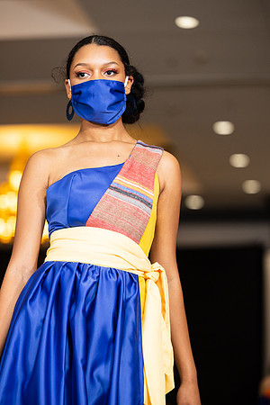 Charlotte Seen Fashion show November 2020-3053