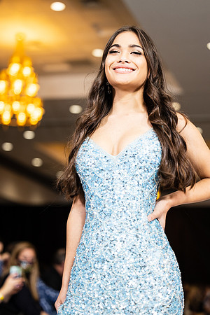 Charlotte Seen Fashion show November 2020-3108