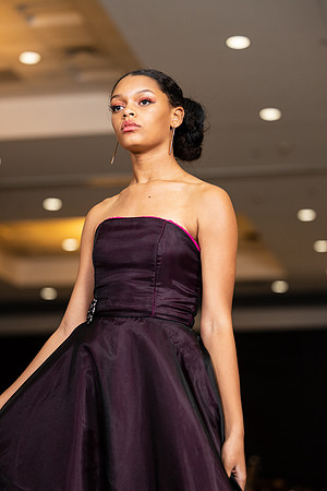 Charlotte Seen Fashion show November 2020-2804