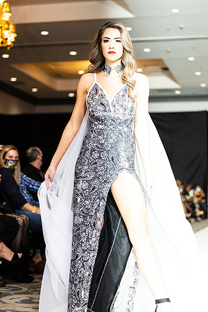 Charlotte Seen Fashion show November 2020-2905