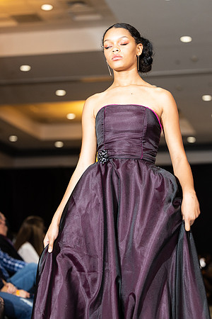 Charlotte Seen Fashion show November 2020-2802