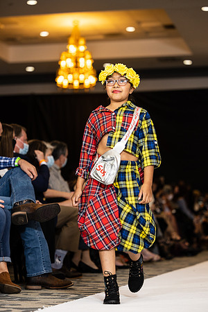 Charlotte Seen Fashion show November 2020-3344