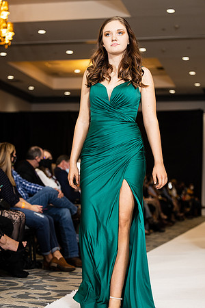 Charlotte Seen Fashion show November 2020-3256