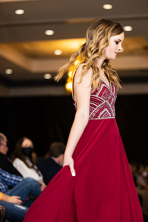 Charlotte Seen Fashion show November 2020-3199