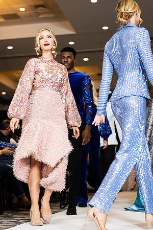 Charlotte Seen Fashion show November 2020-3009