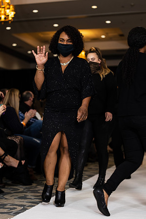 Charlotte Seen Fashion show November 2020-2751