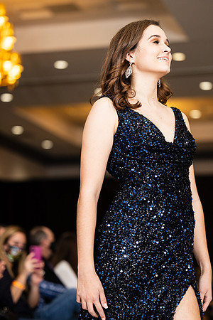 Charlotte Seen Fashion show November 2020-3150