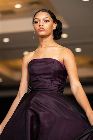 Charlotte Seen Fashion show November 2020-2805