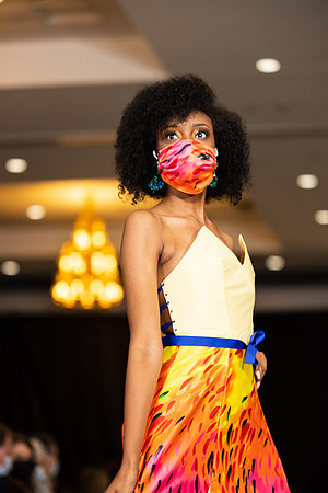 Charlotte Seen Fashion show November 2020-3063