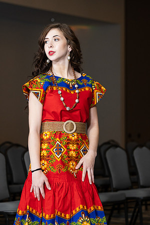 Charlotte Seen Fashion show November 2020-1931