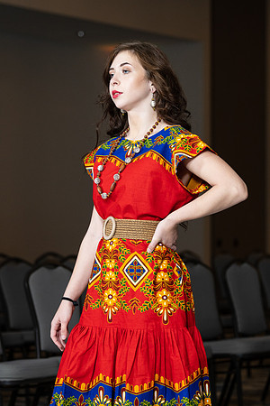 Charlotte Seen Fashion show November 2020-1929