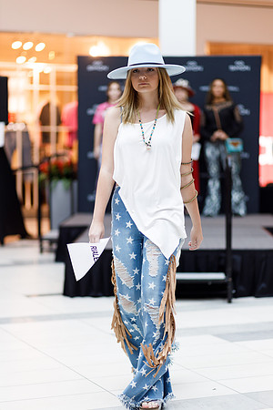 Back to school fashion show 2022-4536