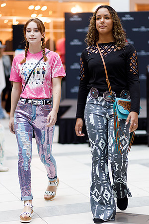 Back to school fashion show 2022-4501