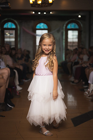 GATOR HATER FASHION SHOW 2021-5427