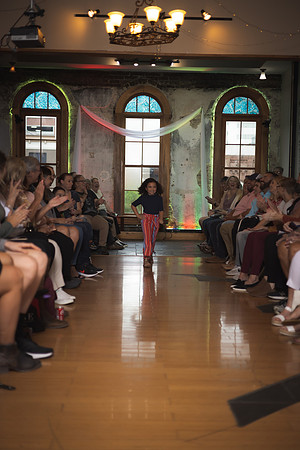 GATOR HATER FASHION SHOW 2021-5408