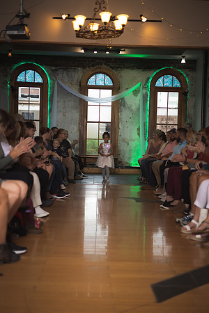 GATOR HATER FASHION SHOW 2021-5494