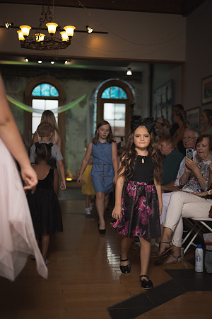GATOR HATER FASHION SHOW 2021-5622